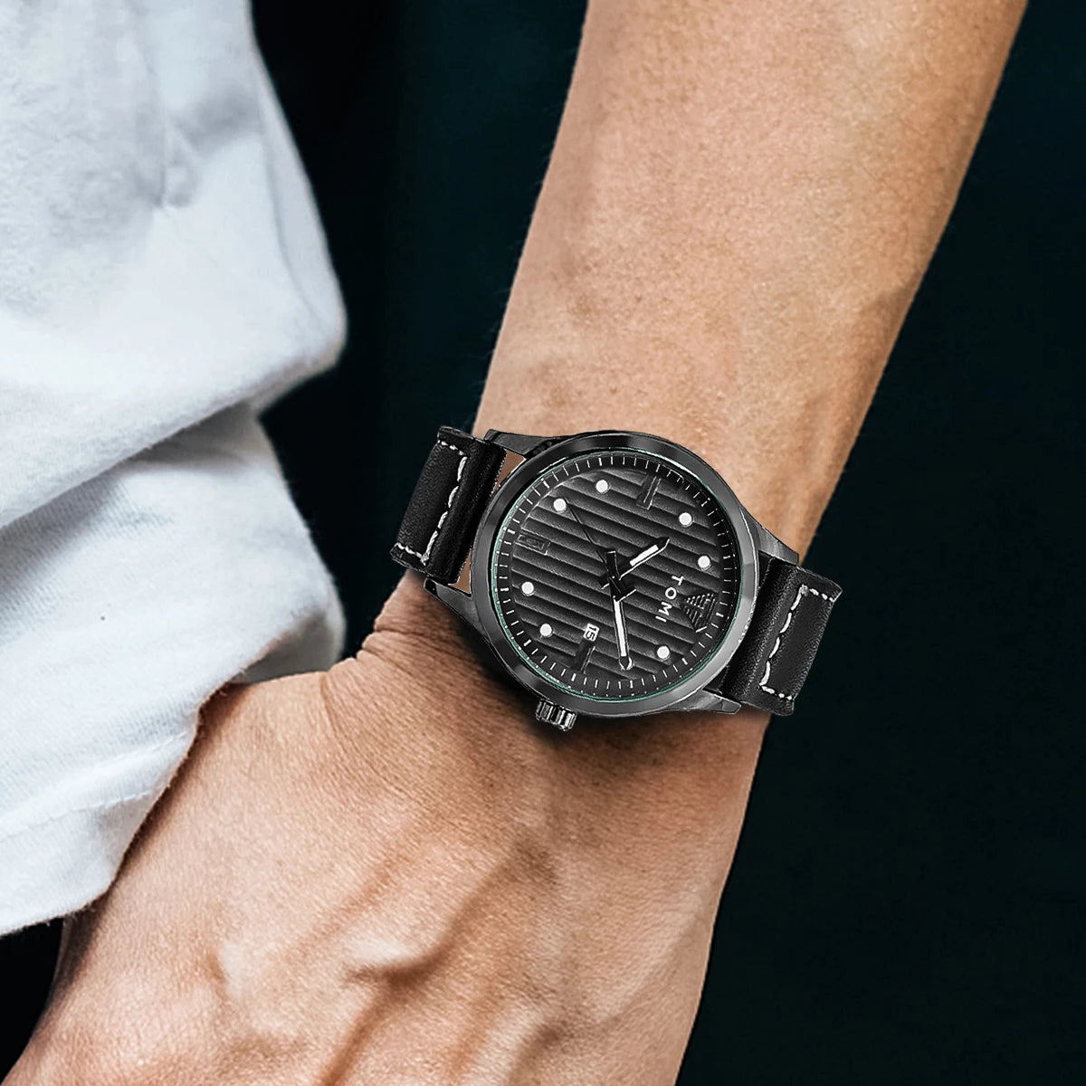 Tomi minimalista relógio de quartzo masculino de negócios vintage listra vertical calendário mostrador redondo masculino cinto preto relógio presente reloj