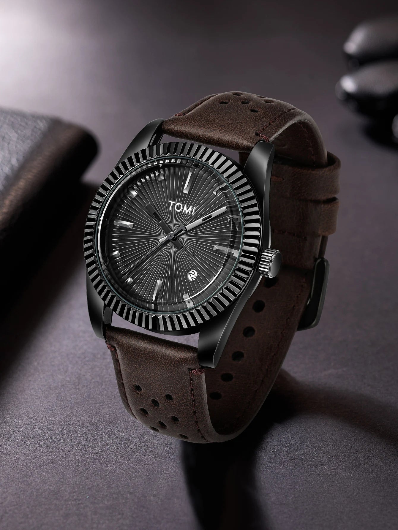 TOMI Moda Masculina Clássico Relógio Masculino e Feminino Versátil Tendência Calendário de Negócios Relógio de Quartzo de Couro Marrom