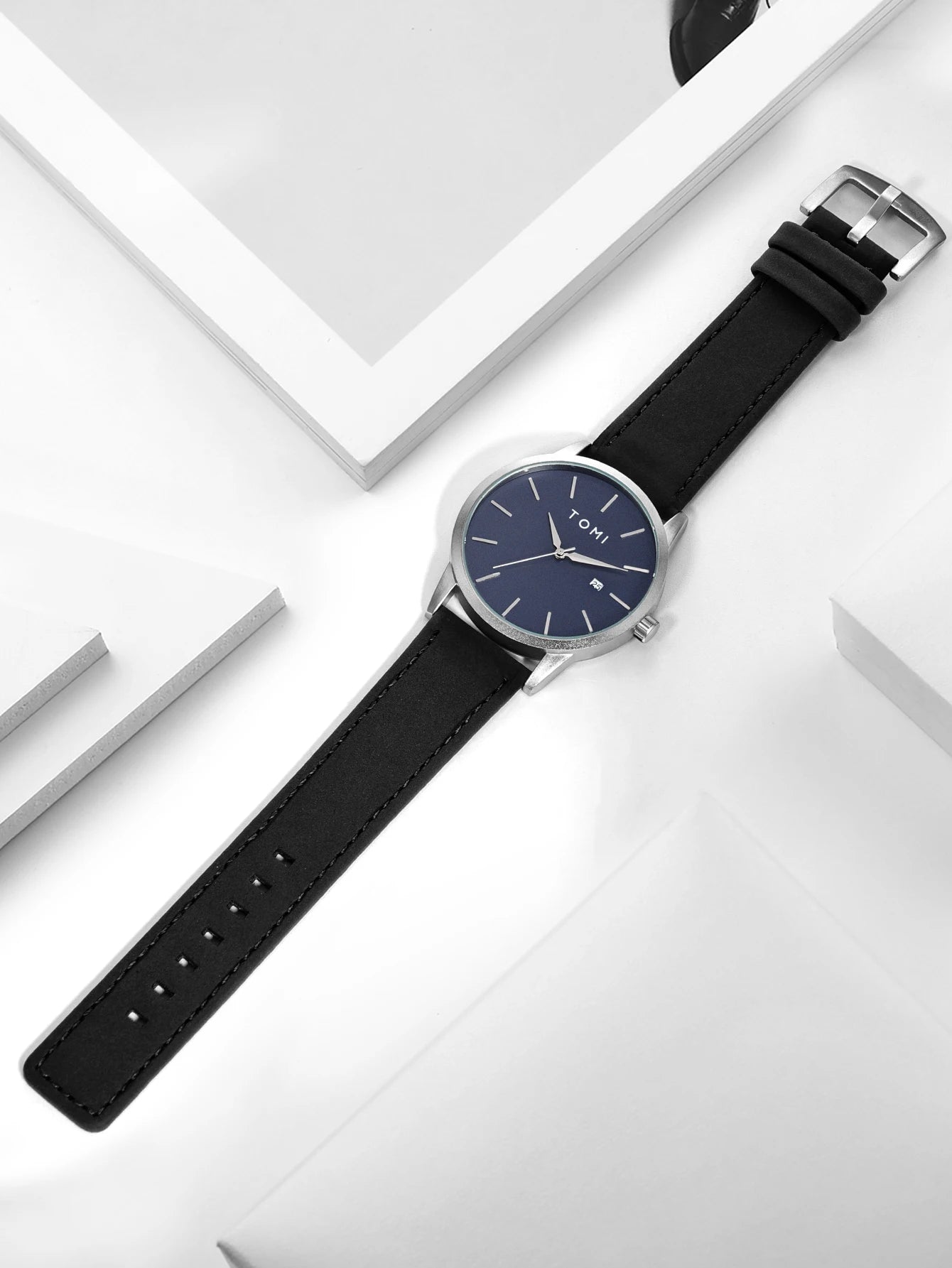 Venda quente tomi masculino 4 pçs caixa de presente conjunto relógio minimalista casual masculino relógio de quartzo gravata clipe manga fivela relógio presente relojes