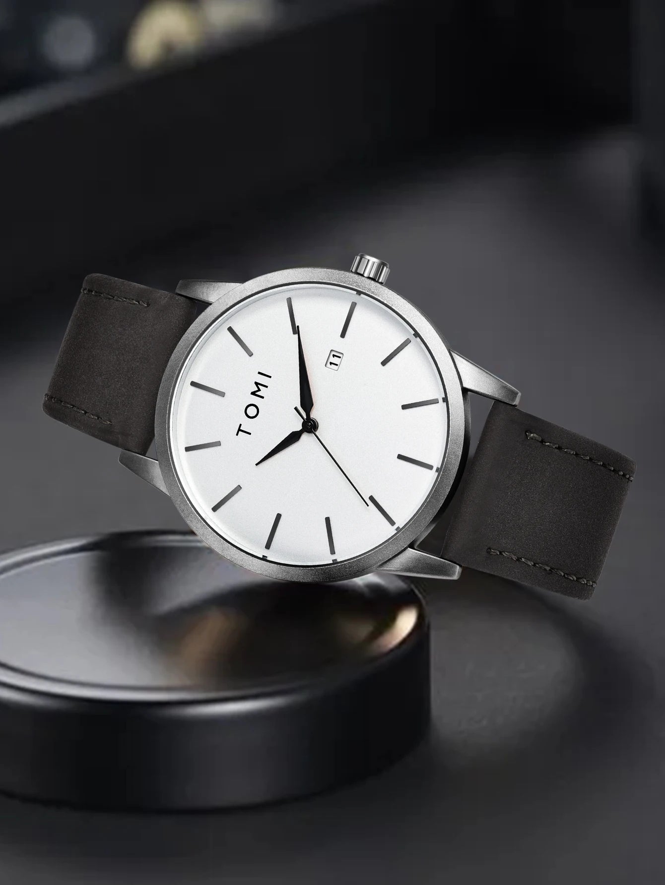 Relógio masculino da moda da marca TOMI luxuoso relógio de quartzo com design de mostrador de disco pequeno
