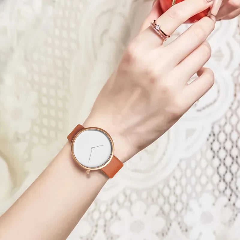 Tomi feminino estilo minimalista relógio de couro feminino pequeno disco scaleless moda relógio minimalista feminino lazer relógio de quartzo