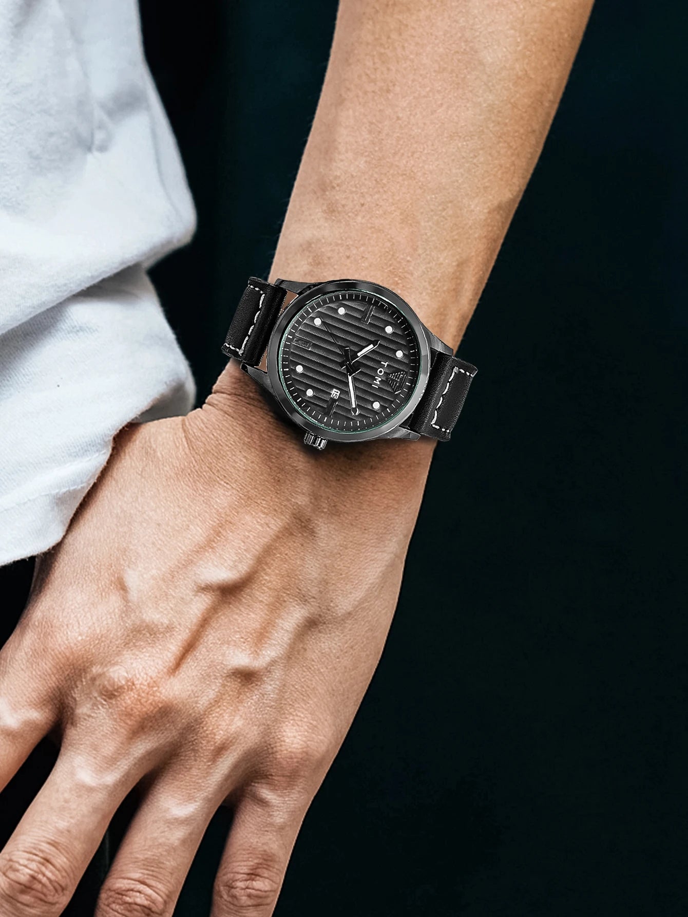 Tomi minimalista relógio de quartzo masculino de negócios vintage listra vertical calendário mostrador redondo masculino cinto preto relógio presente reloj