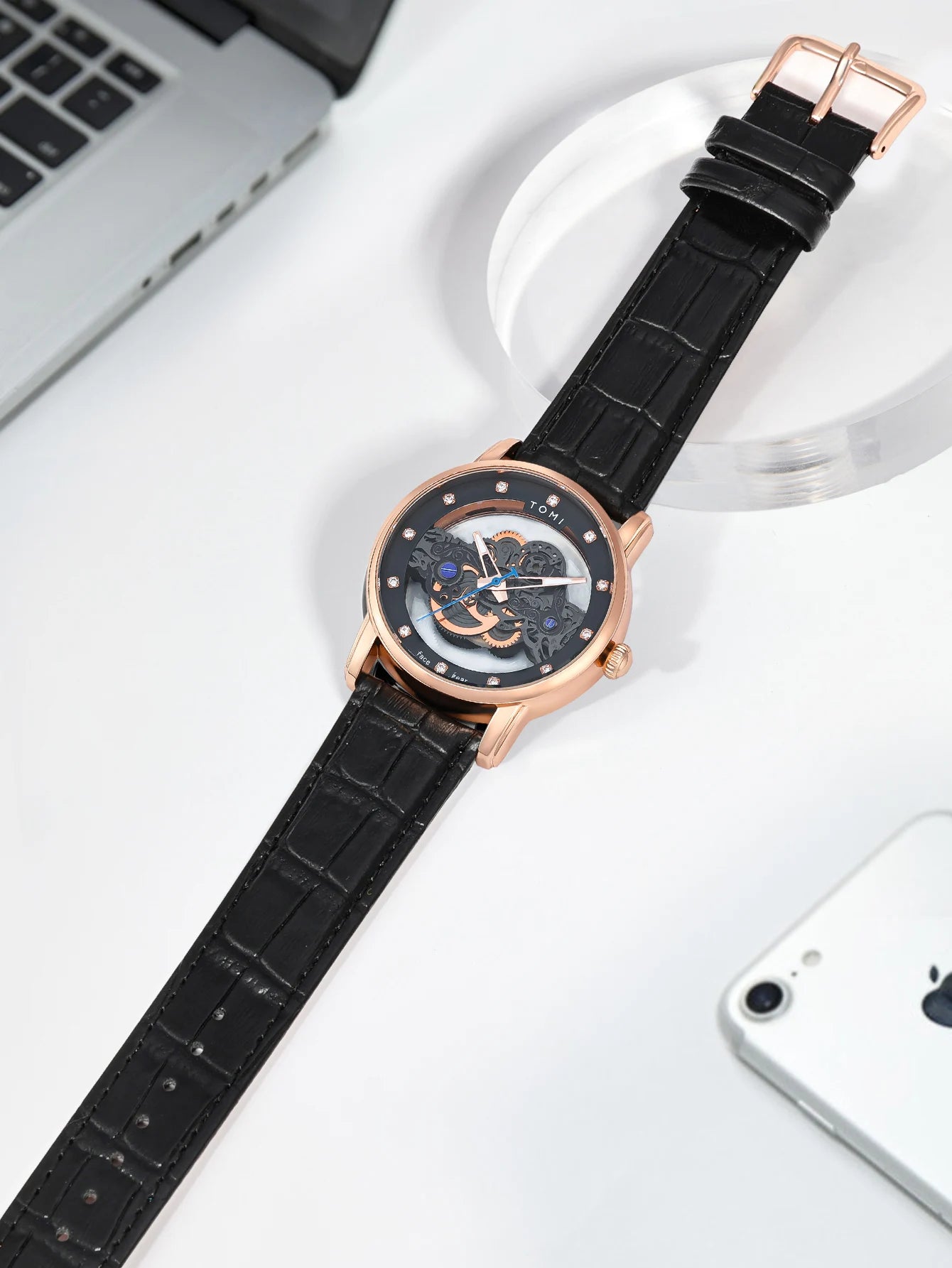 TOMI Novo relógio popular de luxo casual masculino e feminino relógio de quartzo com diamante oco