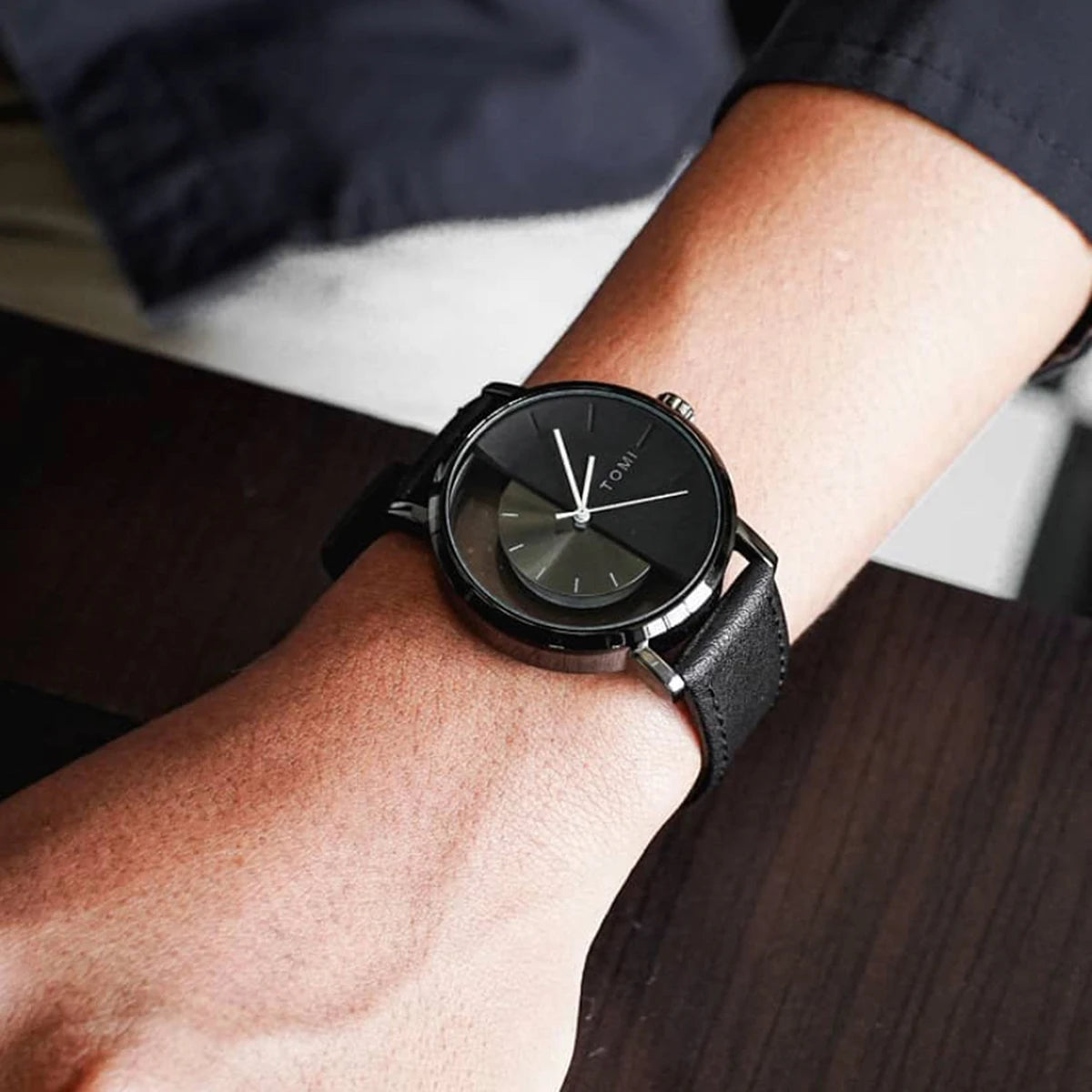 Tomi 3 pçs conjunto de caixa de presente de negócios de luxo relógio masculino carteira simples lazer criativo oco dial relógio de quartzo relógio presentes