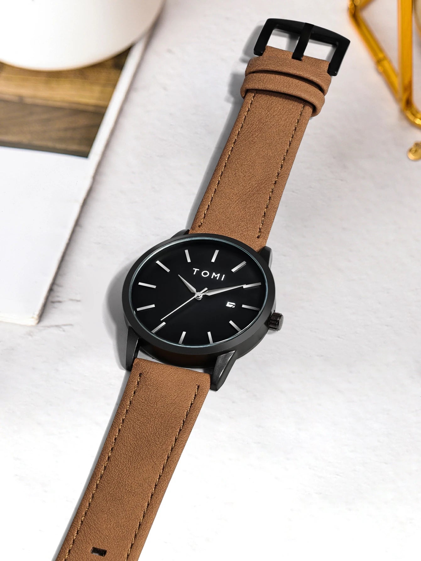 Venda quente tomi masculino 4 pçs caixa de presente conjunto relógio minimalista casual masculino relógio de quartzo gravata clipe manga fivela relógio presente relojes