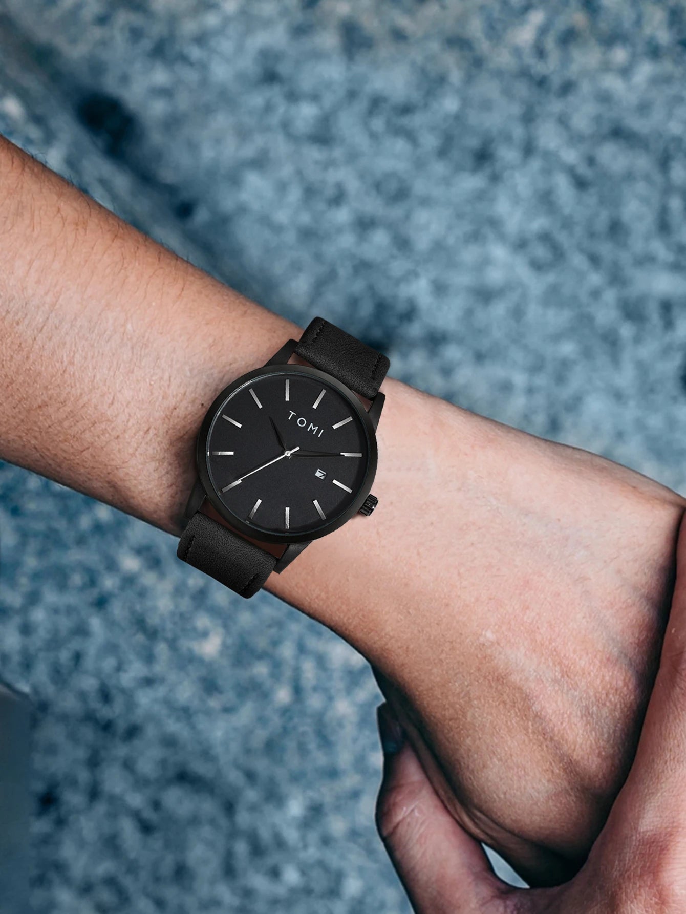 Venda quente tomi masculino 4 pçs caixa de presente conjunto relógio minimalista casual masculino relógio de quartzo gravata clipe manga fivela relógio presente relojes